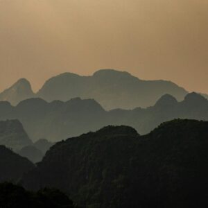 Illustration symbolique du chemin pour être soi-même authentique et vivre aligné·e