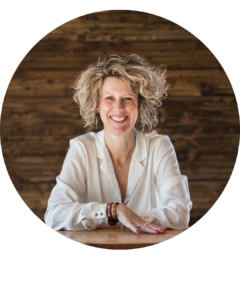 Cécile Flaceliere Psychologue thérapeute en hypnose - en ligne. Oser être soi et incarner sa puissance